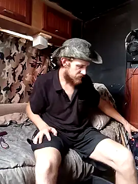 hothippie420 online show from September 2025 06:42:01 PM