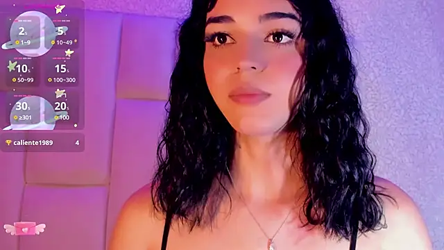 Snapshot of Summer_walkerr chatting on December 2024 03:35:01 PM Summer walkerr online show from December 2024 03:35:01 PM