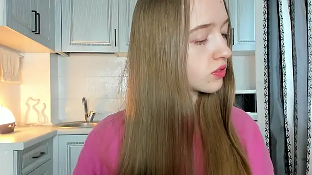 leslie my lovee online show from November 2025 10:15:02 AM