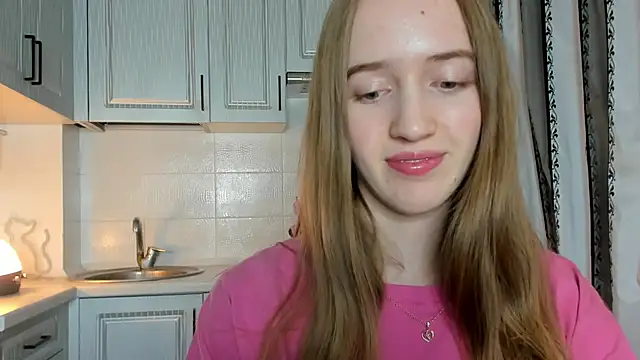 leslie my lovee online show from November 2025 07:56:02 PM