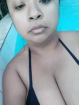 Snapshot of ArisaGonzalez chatting on February 2025 08:36:02 PM ArisaGonzalez online show from February 2025 08:36:02 PM