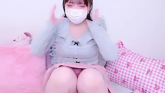 Snapshot of x--Miu--x chatting on March 2026 12:11:01 PM x--Miu--x online show from March 2026 12:11:01 PM