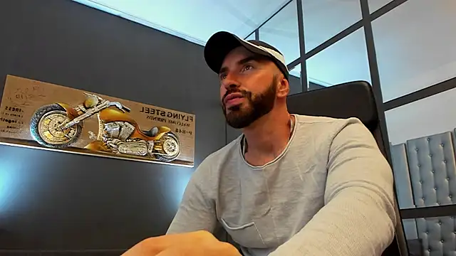 AronGrant online show from September 2025 09:54:02 AM