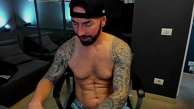 AronGrant online show from December 2025 10:11:02 AM