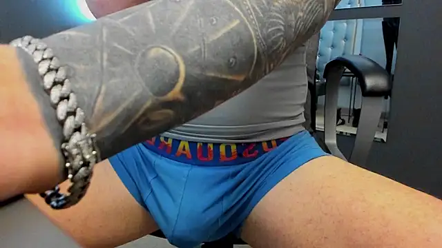 AronGrant online show from December 2025 10:33:01 AM