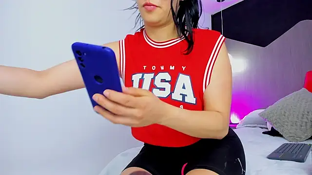 kate evans1 online show from October 2025 07:18:01 AM