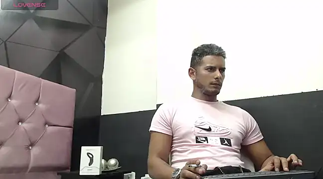 Chris Dick23 online show from January 2025 10:43:01 AM