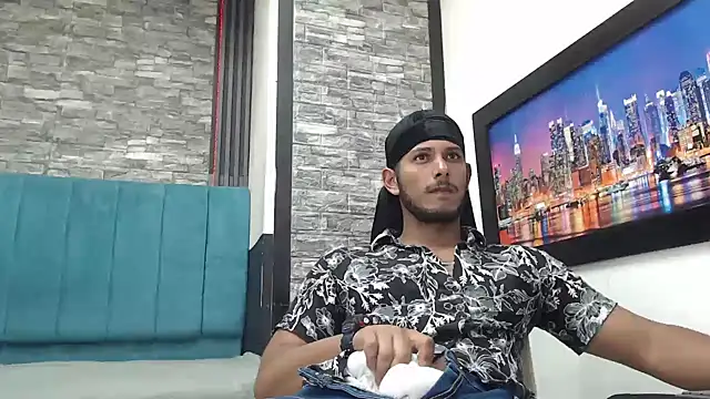 Chris Dick23 online show from November 2025 06:24:01 AM