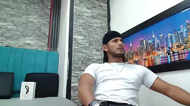 Snapshot of Chris_Dick23 chatting on January 2026 05:13:02 AM Chris Dick23 online show from January 2026 05:13:02 AM