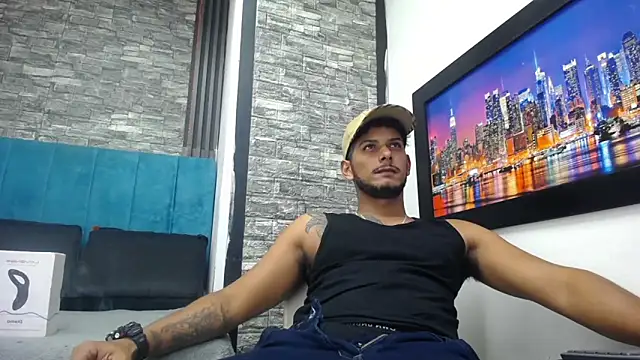 Snapshot of Chris_Dick23 chatting on February 2026 06:34:02 AM Chris Dick23 online show from February 2026 06:34:02 AM