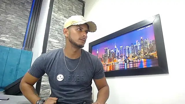 Snapshot of Chris_Dick23 chatting on February 2026 05:44:01 AM Chris Dick23 online show from February 2026 05:44:01 AM