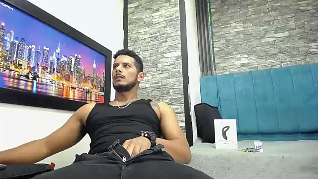 Snapshot of Chris_Dick23 chatting on February 2026 04:43:02 AM Chris Dick23 online show from February 2026 04:43:02 AM