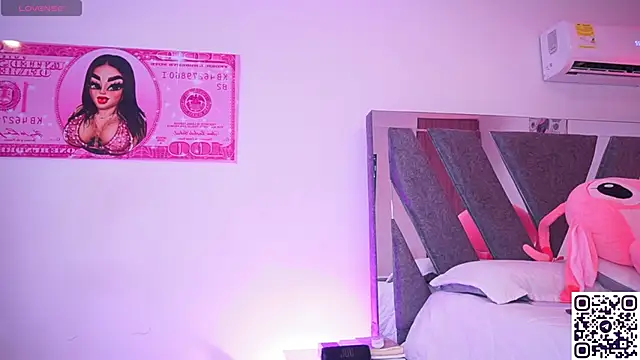 Snapshot of Caramelo_Exotic chatting on June 2026 04:49:01 AM Caramelo Exotic online show from June 2026 04:49:01 AM