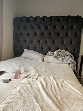 MILL204 online show from March 2025 05:01:02 AM