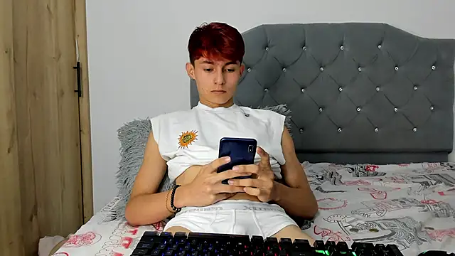 Snapshot of benavides_anthony chatting on February 2025 11:33:02 PM benavides anthony online show from February 2025 11:33:02 PM