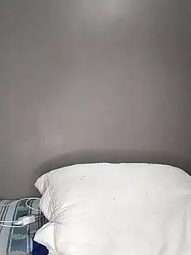 Su Duarte 1 online show from February 2025 01:00:01 AM