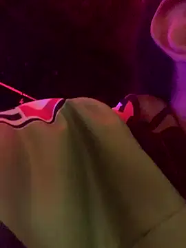 Snapshot of JovenDesobediente chatting on October 2025 02:56:01 AM JovenDesobediente online show from October 2025 02:56:01 AM