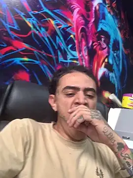 Snapshot of JovenDesobediente chatting on April 2026 07:44:01 PM JovenDesobediente online show from April 2026 07:44:01 PM