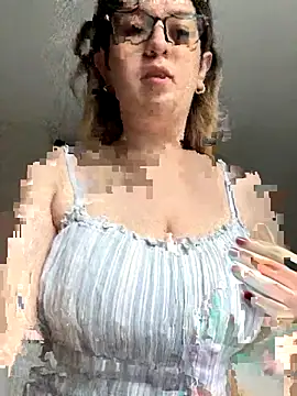 amooraaamoon online show from November 2025 12:38:02 PM