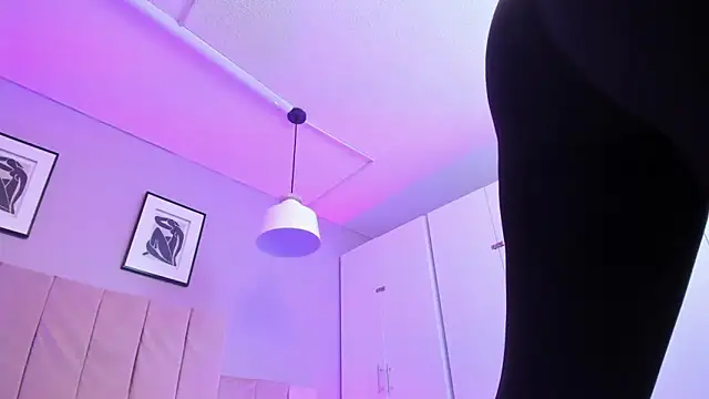 April bowie online show from February 2025 12:22:02 PM