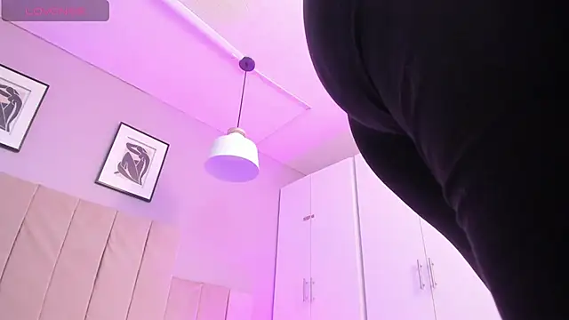 April bowie online show from March 2025 11:51:01 AM