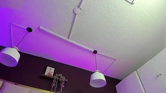 April bowie online show from October 2025 11:02:01 AM