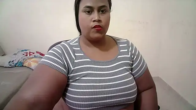 Snapshot of abril_sexy04 chatting on January 2026 03:27:01 PM abril sexy04 online show from January 2026 03:27:01 PM