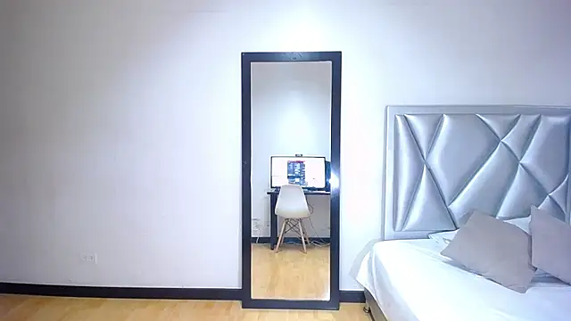 exotic karmella online show from January 2025 02:29:01 AM