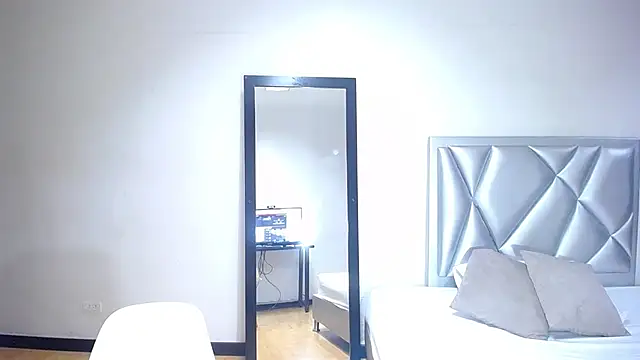 exotic karmella online show from March 2025 10:31:02 PM