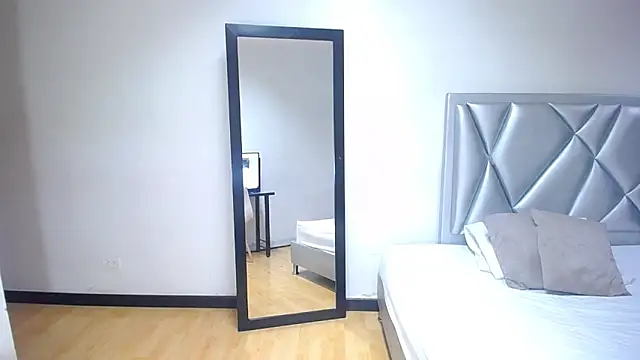 exotic karmella online show from March 2025 10:07:02 PM