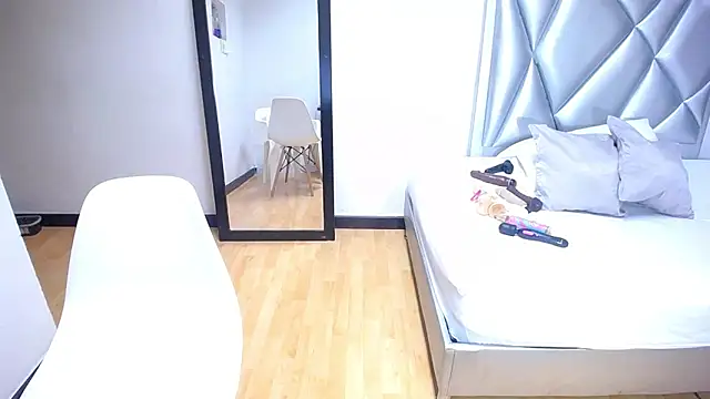 exotic karmella online show from March 2025 09:35:01 PM