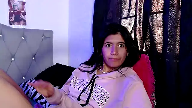 Yeimy sweetf online show from January 2025 07:56:01 PM