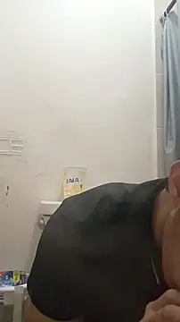 Snapshot of Flaquito_pitudo chatting on November 2025 04:45:02 AM Flaquito pitudo online show from November 2025 04:45:02 AM