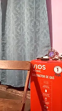 Snapshot of Flaquito_pitudo chatting on December 2025 12:05:01 AM Flaquito pitudo online show from December 2025 12:05:01 AM