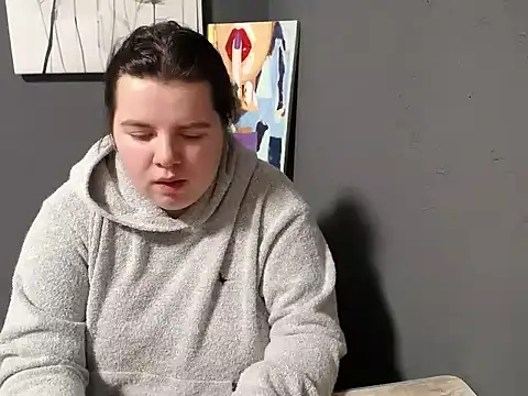 Snapshot of so_shy chatting on February 2025 10:18:02 AM so shy online show from February 2025 10:18:02 AM