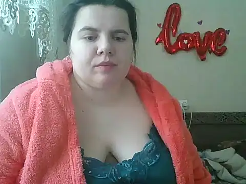 Snapshot of so_shy chatting on February 2025 02:06:02 PM so shy online show from February 2025 02:06:02 PM