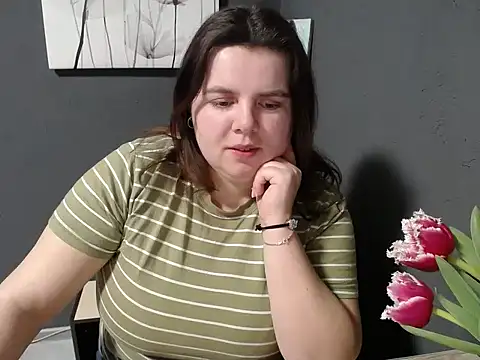 Snapshot of so_shy chatting on March 2025 09:06:02 AM so shy online show from March 2025 09:06:02 AM