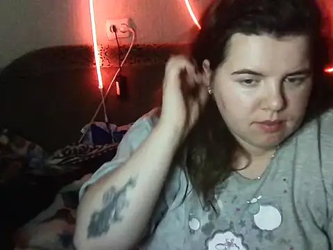 Snapshot of so_shy chatting on September 2025 06:46:02 PM so shy online show from September 2025 06:46:02 PM