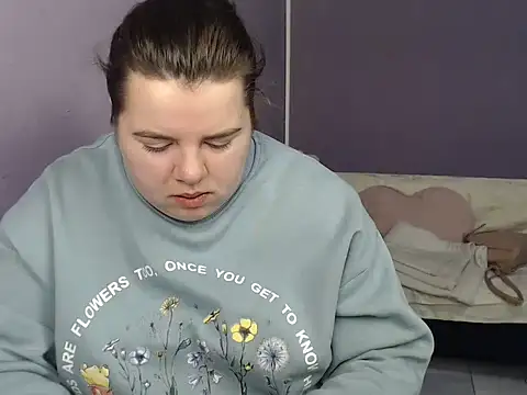 Snapshot of so_shy chatting on September 2025 06:52:02 AM so shy online show from September 2025 06:52:02 AM