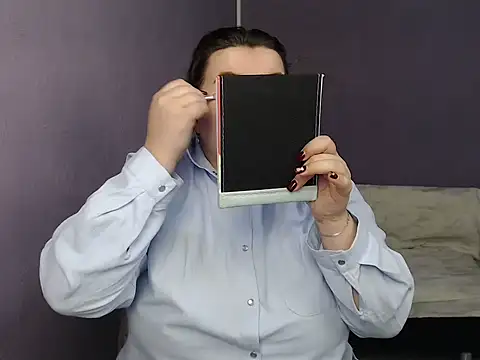 Snapshot of so_shy chatting on October 2025 07:18:02 AM so shy online show from October 2025 07:18:02 AM