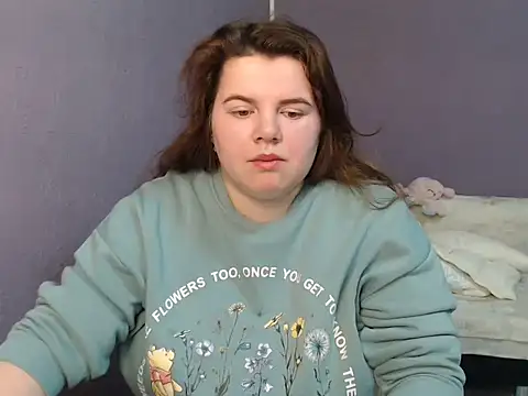 Snapshot of so_shy chatting on October 2025 07:00:02 AM so shy online show from October 2025 07:00:02 AM