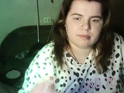 Snapshot of so_shy chatting on November 2025 07:27:02 PM so shy online show from November 2025 07:27:02 PM