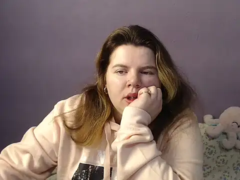 Snapshot of so_shy chatting on November 2025 07:31:02 AM so shy online show from November 2025 07:31:02 AM