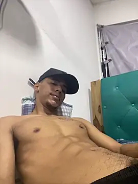 Snapshot of armanidrek chatting on October 2025 11:21:02 PM armanidrek online show from October 2025 11:21:02 PM