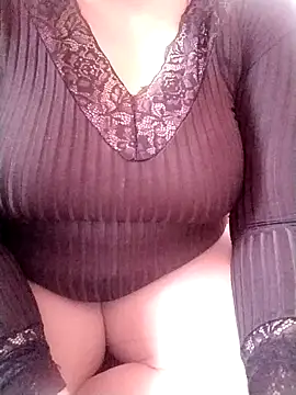 Snapshot of carmelasexy chatting on November 2025 12:38:01 PM carmelasexy online show from November 2025 12:38:01 PM