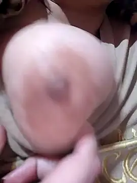 Snapshot of carmelasexy chatting on December 2025 11:58:01 PM carmelasexy online show from December 2025 11:58:01 PM