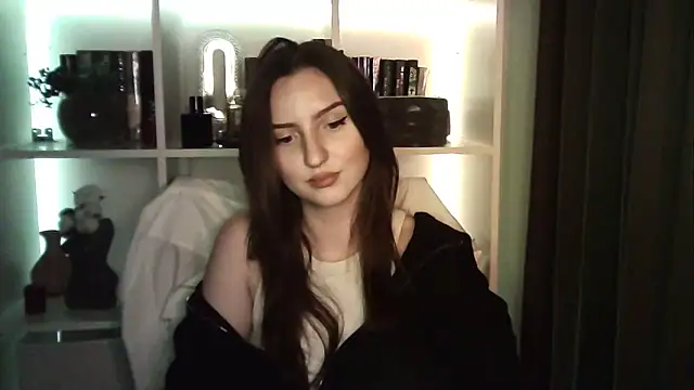 Snapshot of X_Alisa chatting on April 2026 06:43:01 PM X Alisa online show from April 2026 06:43:01 PM