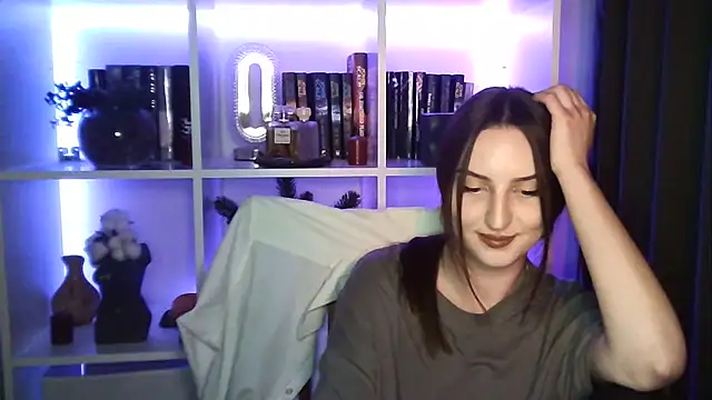 Snapshot of X_Alisa chatting on April 2026 06:49:02 PM X Alisa online show from April 2026 06:49:02 PM
