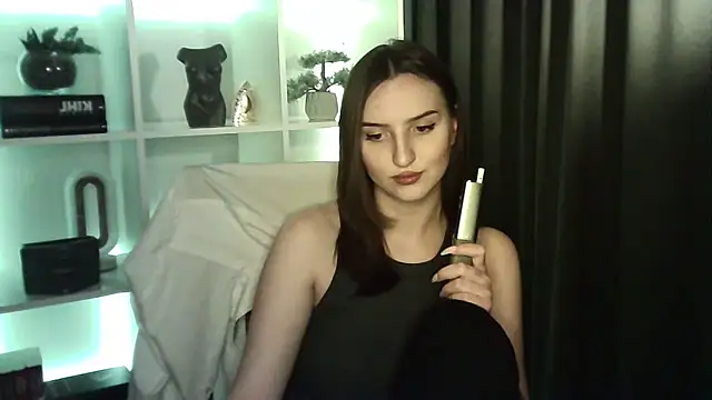 Snapshot of X_Alisa chatting on May 2026 06:23:02 PM X Alisa online show from May 2026 06:23:02 PM