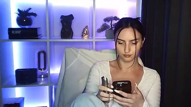 Snapshot of X_Alisa chatting on June 2026 01:24:02 PM X Alisa online show from June 2026 01:24:02 PM